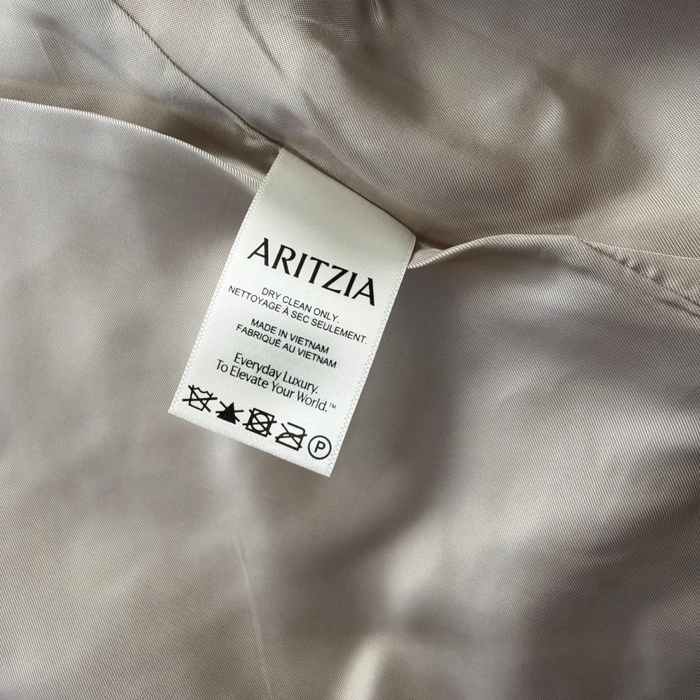 Aritzia Generation Blazer - Picture 5 of 6